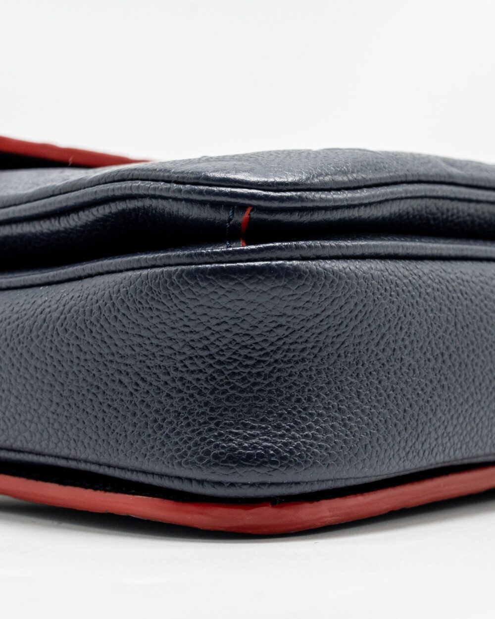 AAA Replica Louis Vuitton LV POCHETTE METIS MONOGRAM EMPREINETE NAVY GHW