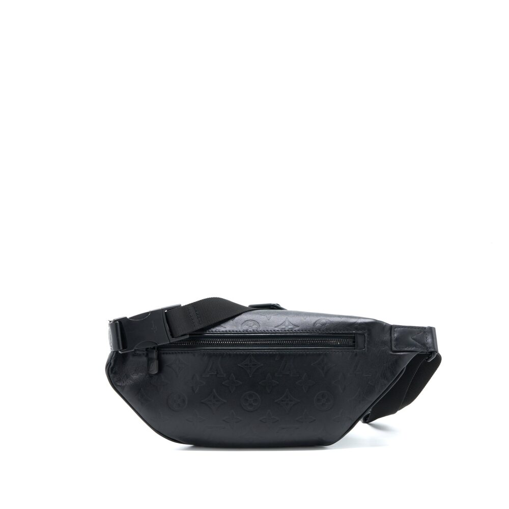 AAA Replica Louis Vuitton LV DISCOVERY BUMBAG PM MONOGRAM SHADOW CALFSKIN BLACK/BLACK HARDWARE
