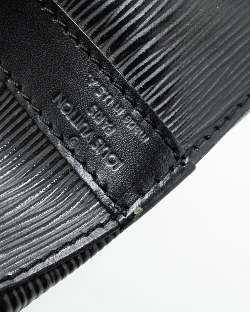 AAA Replica Louis Vuitton LV PETIT NOE EPI LEATHER BLACK GHW