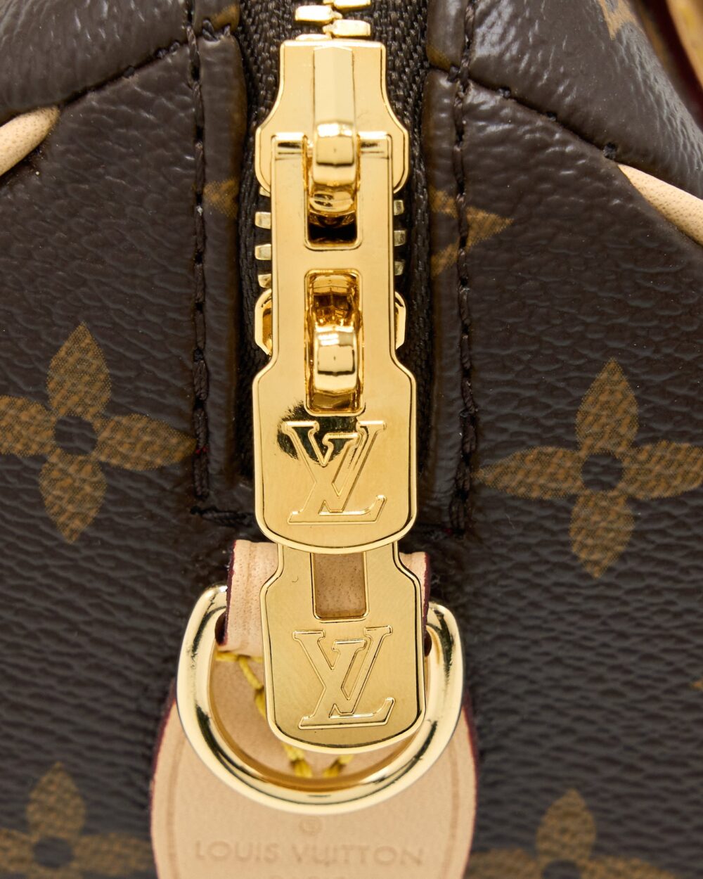 AAA Replica Louis Vuitton LV SPEEDY BANDOULIERE 20 MONOGRAM CANVAS BLACK STRAP