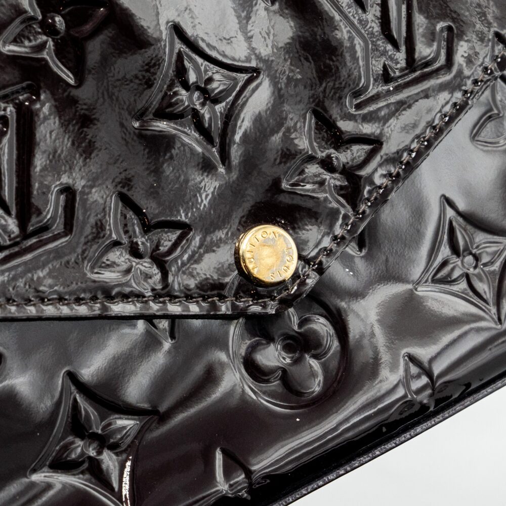 AAA Replica Louis Vuitton LV FELICIE POCHETTE MONOGRAM PATENT AMATANTE GHW