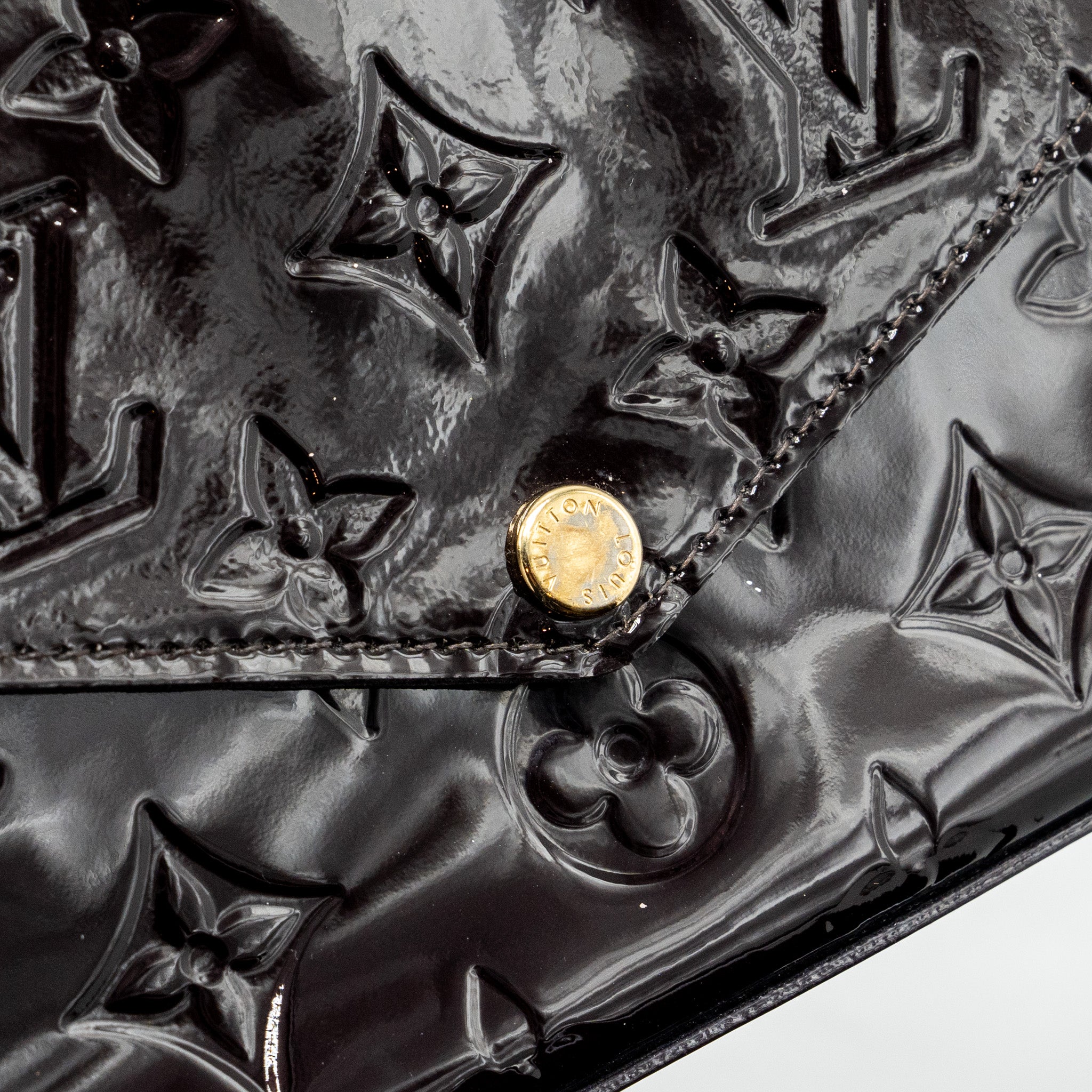 AAA Replica Louis Vuitton LV FELICIE POCHETTE MONOGRAM PATENT AMATANTE GHW