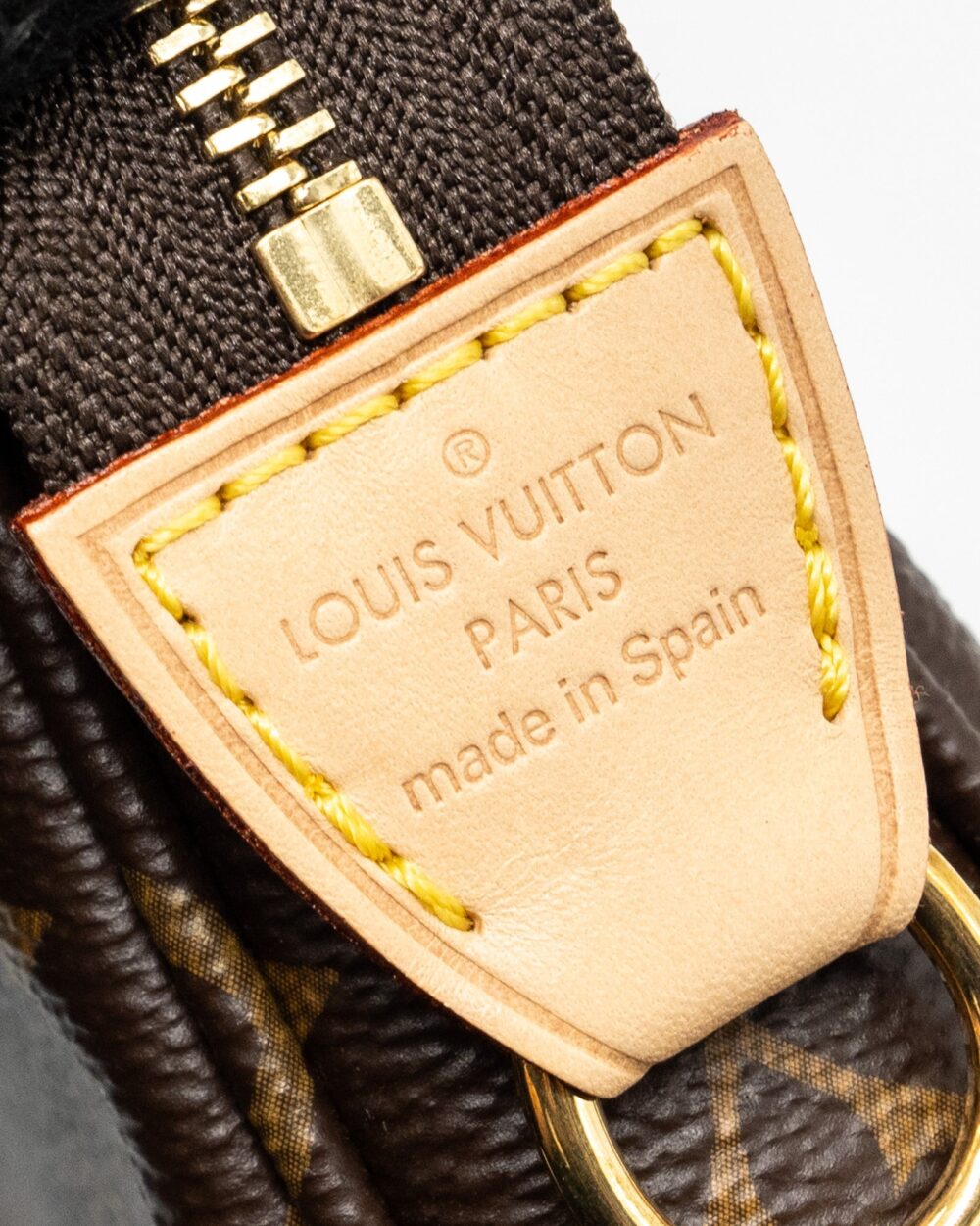 AAA Replica Louis Vuitton LV POCHETTE ACCESSORIES MONOGRAM CANVAS GHW