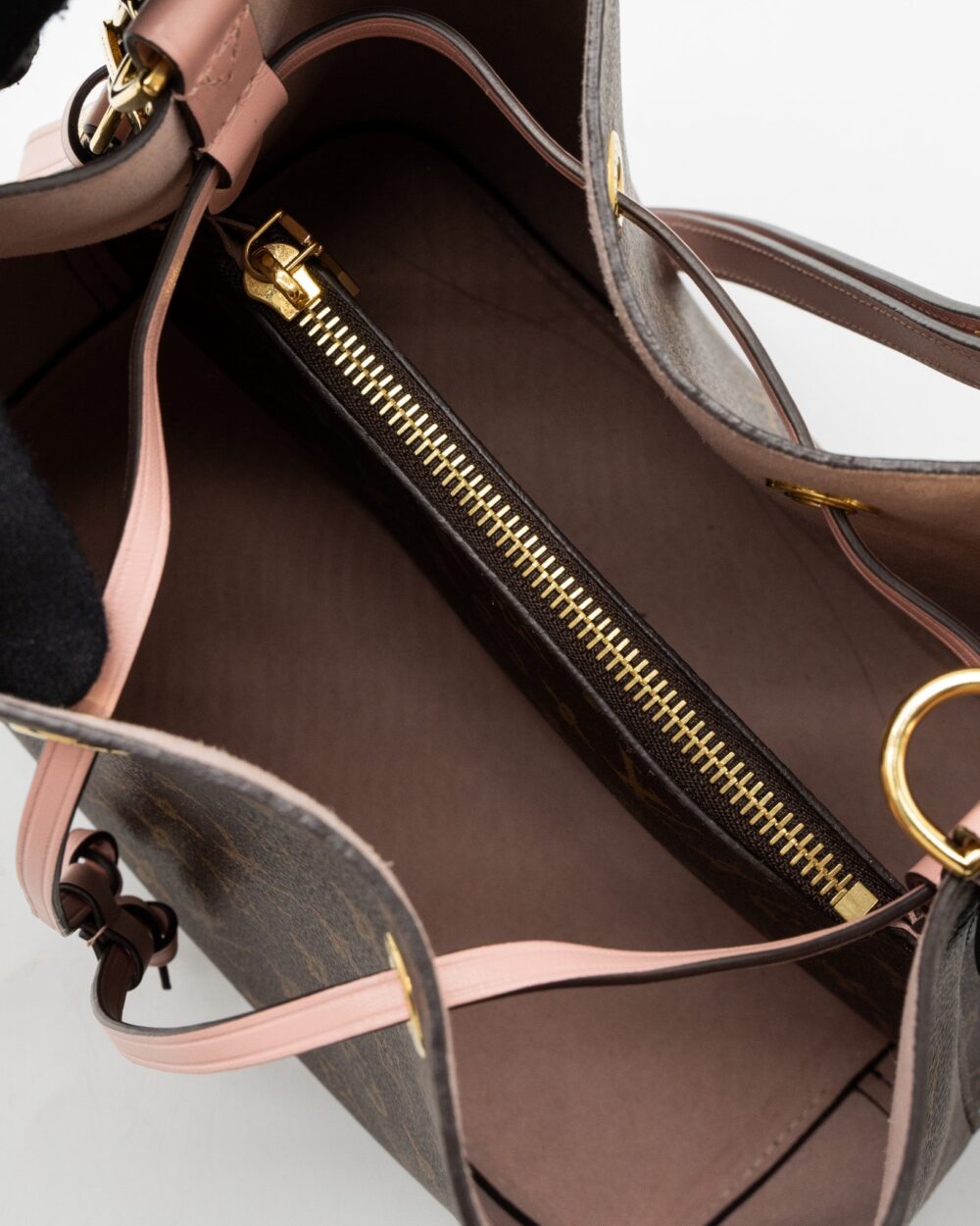 AAA Replica Louis Vuitton LV NEONOE MONOGRAM CANVAS ROSE POUDRE GHW (NEW VERSION)