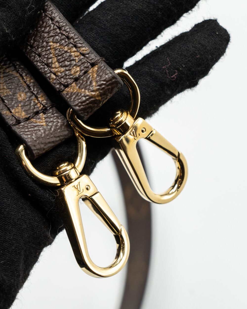 AAA Replica Louis Vuitton LV MONTAIGNE BB MONOGRAM CANVAS GHW