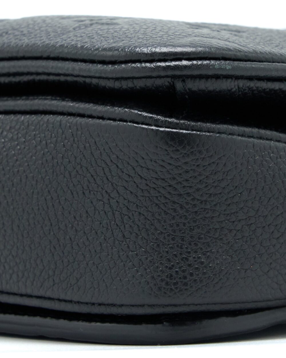 AAA Replica Louis Vuitton LV POCHETTE METIS MONOGRAM EMPRIENTE BLACK GHW