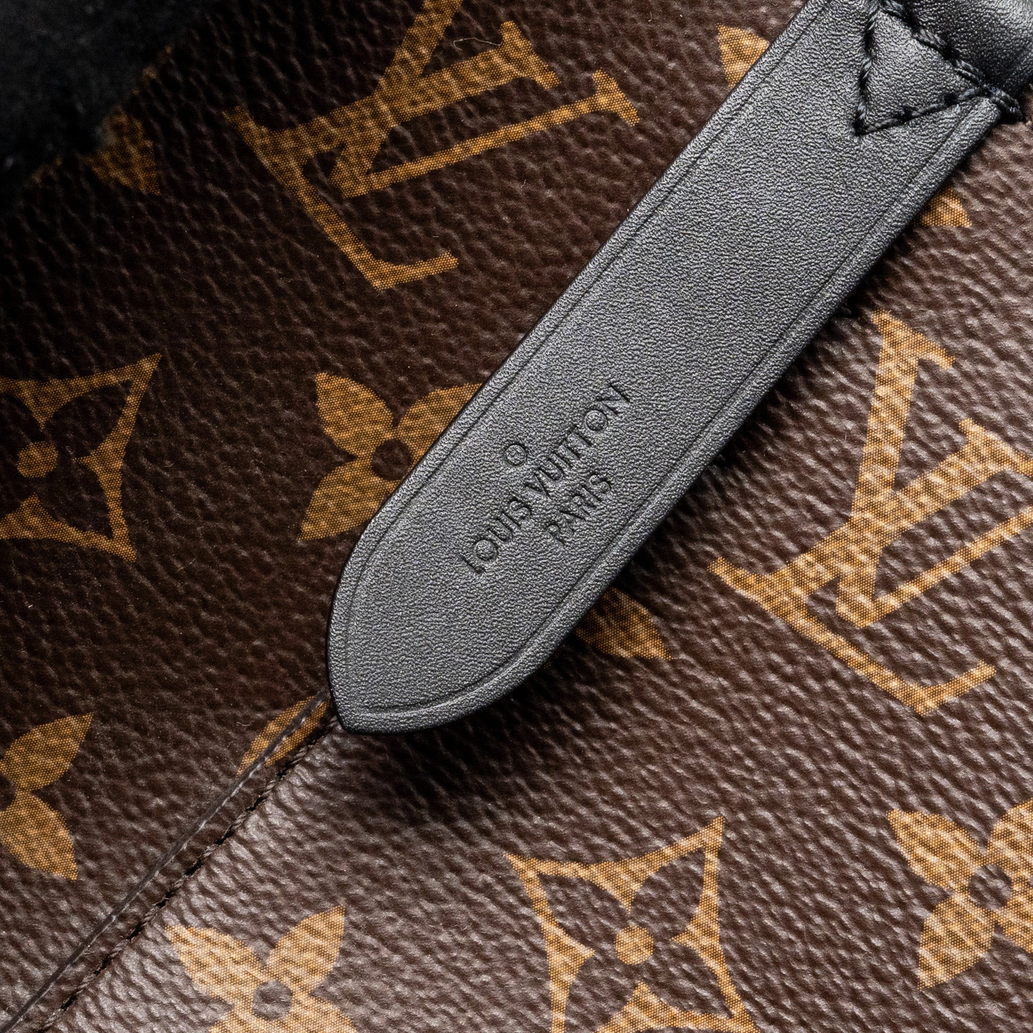 AAA Replica Louis Vuitton LV NEONOE MONOGRAM CANVAS BLACK GHW
