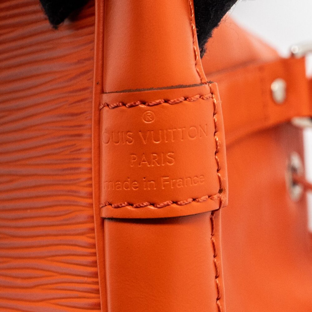 AAA Replica Louis Vuitton LV PETIT NOE EPI ORANGE SHW