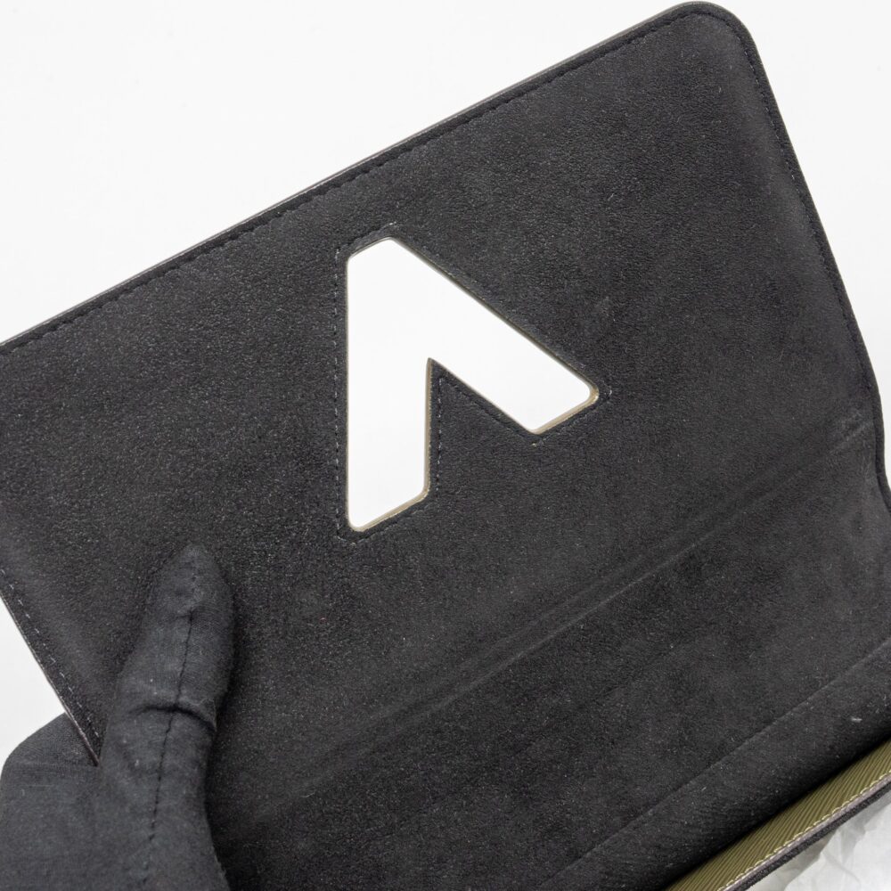 AAA Replica Louis Vuitton LV TWIST MM EPI OLIVE/WHITE GHW