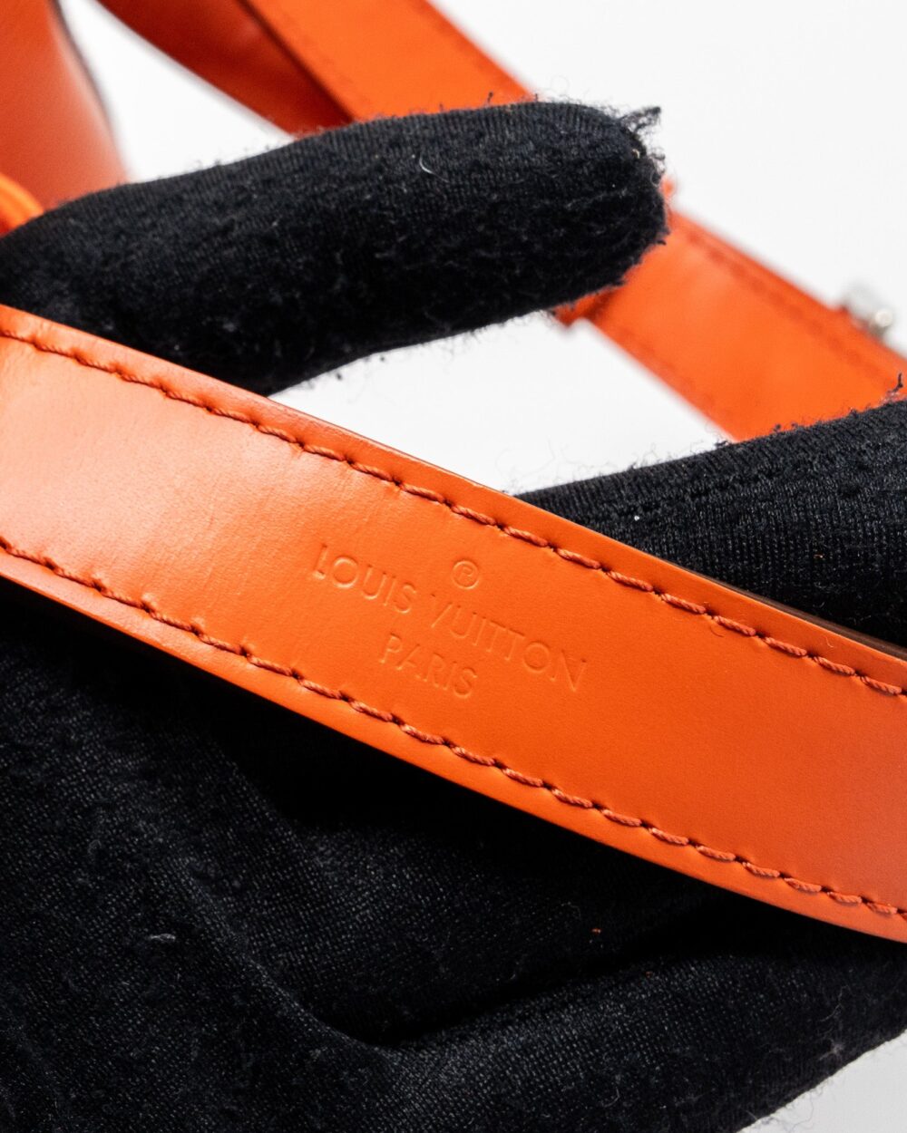 AAA Replica Louis Vuitton LV PETIT NOE EPI ORANGE SHW
