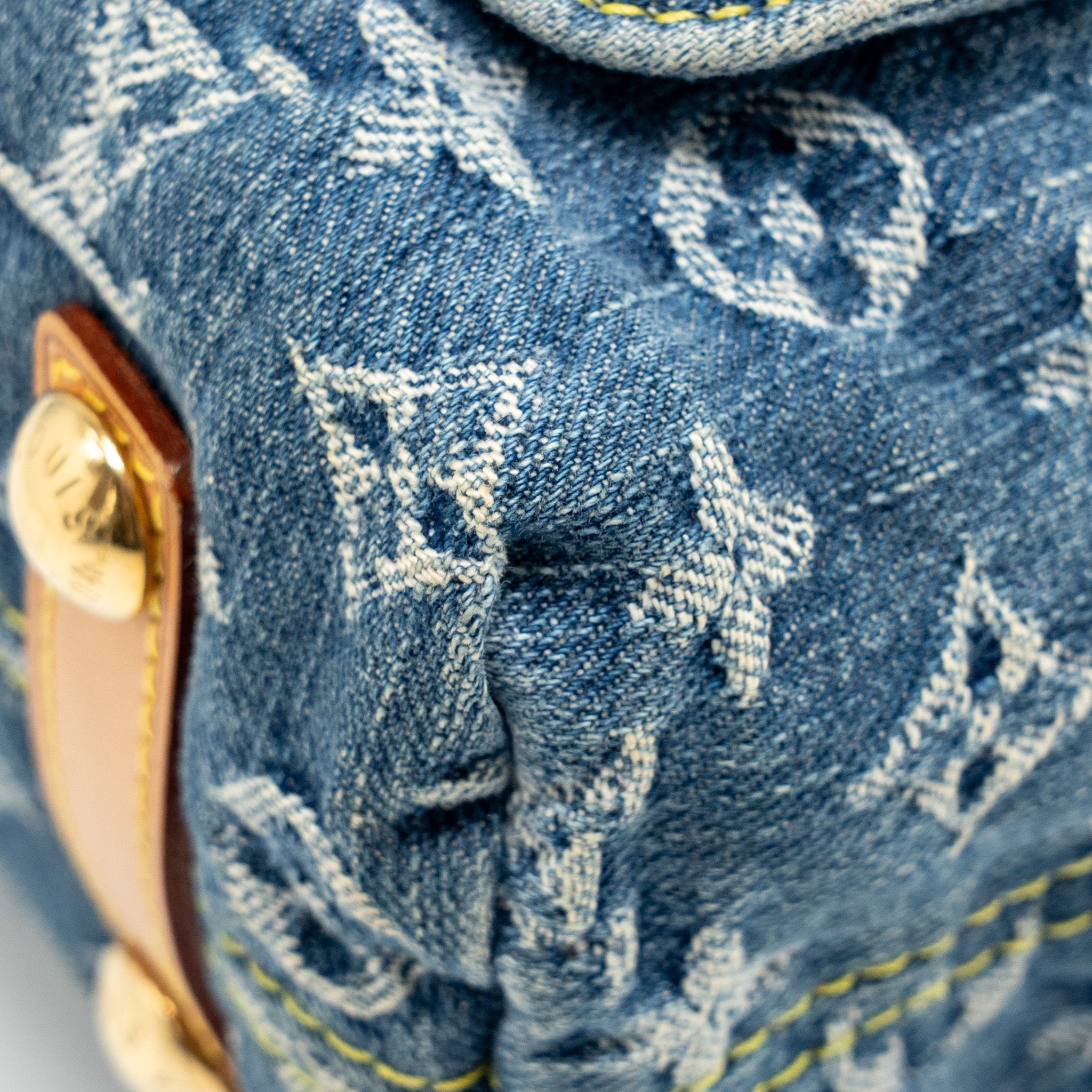 AAA Replica Louis Vuitton LV VINTAGE BAGGY GM SHOULDER BAG MONOGRAM DENIM GHW