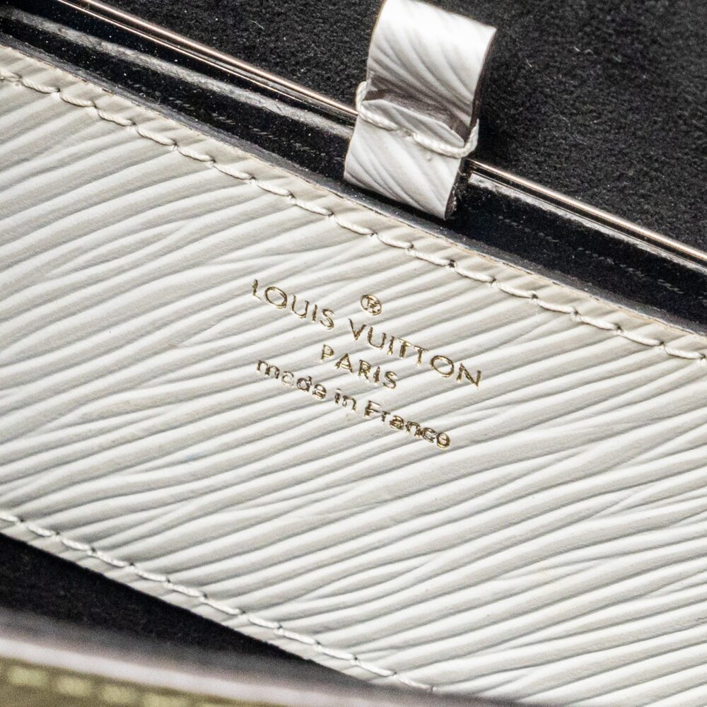 AAA Replica Louis Vuitton LV TWIST MM EPI OLIVE/WHITE GHW