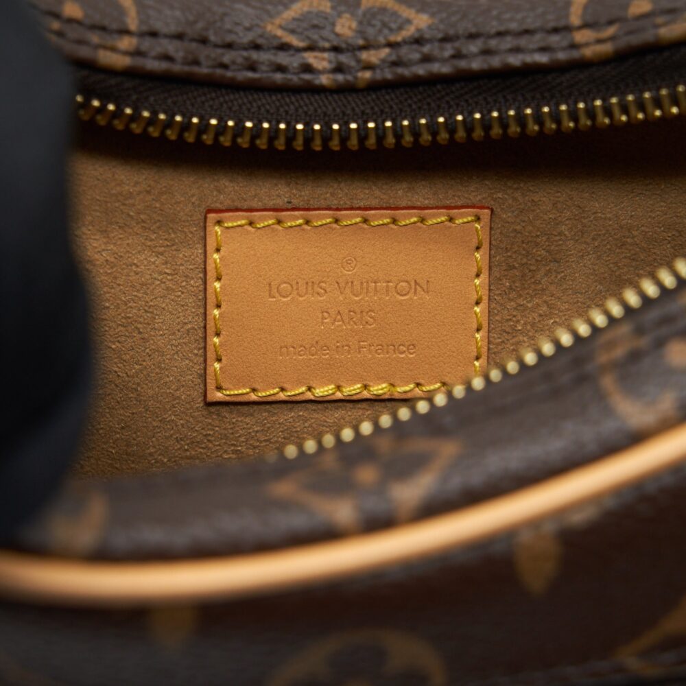 AAA Replica Louis Vuitton LV LOOP BAG MONOGRAM CANVAS GHW