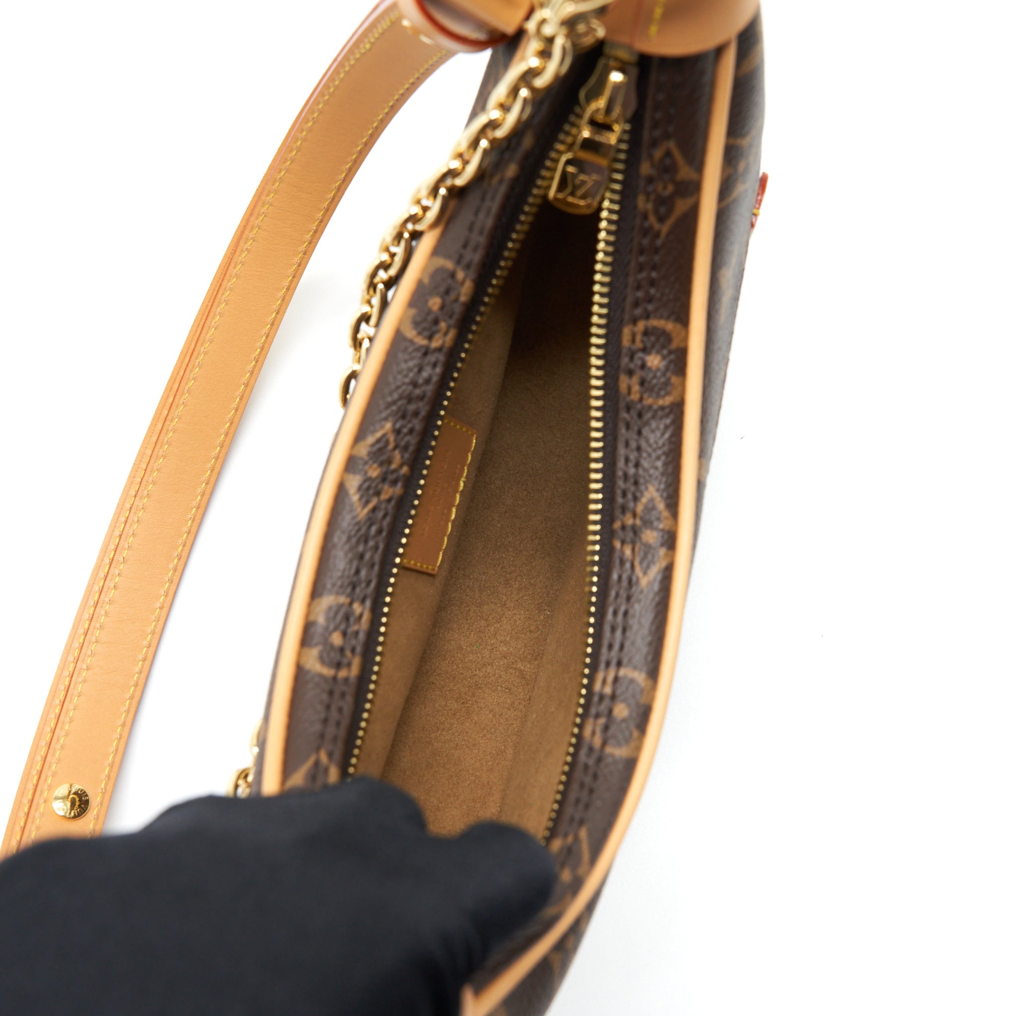 AAA Replica Louis Vuitton LV LOOP BAG MONOGRAM CANVAS GHW