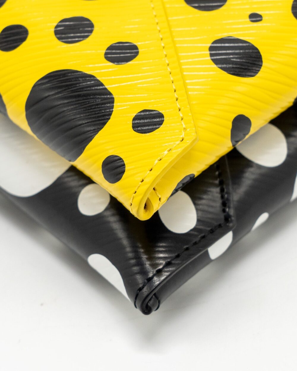 AAA Replica Louis Vuitton LV YAYOI KUSAMA KIRIGAMI POCHETTE EPI LEATHER MULTICOLOUR SHW