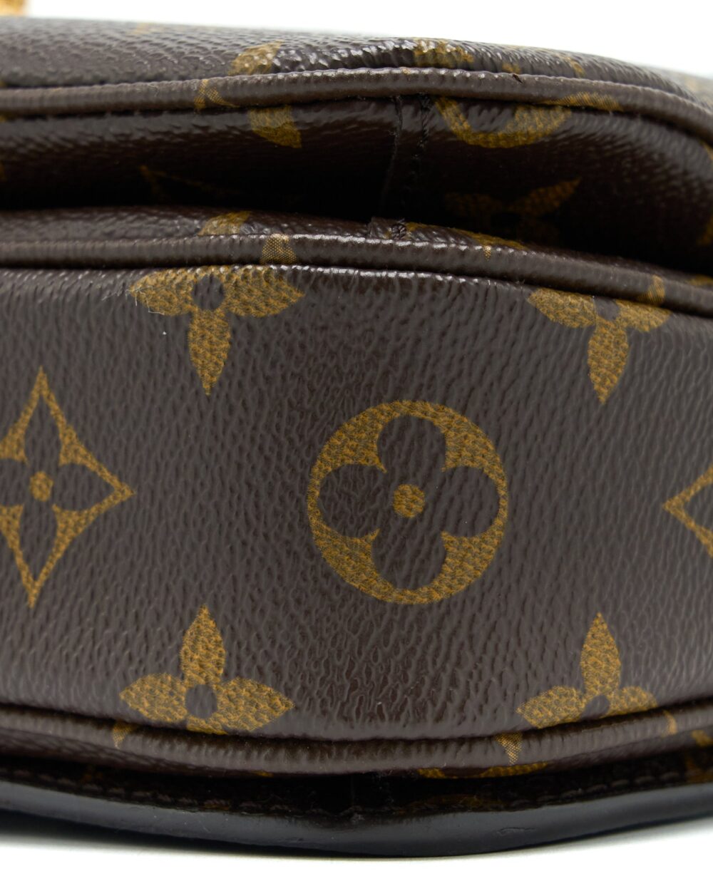 AAA Replica Louis Vuitton LV POCHETTE MÉTIS MONOGRAM CANVAS GHW