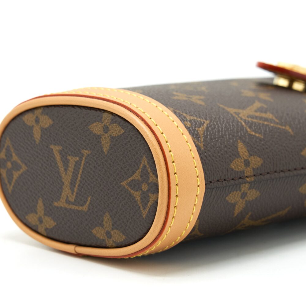 AAA Replica Louis Vuitton LV FOLD ME POUCH MONOGRAM CANVAS GHW