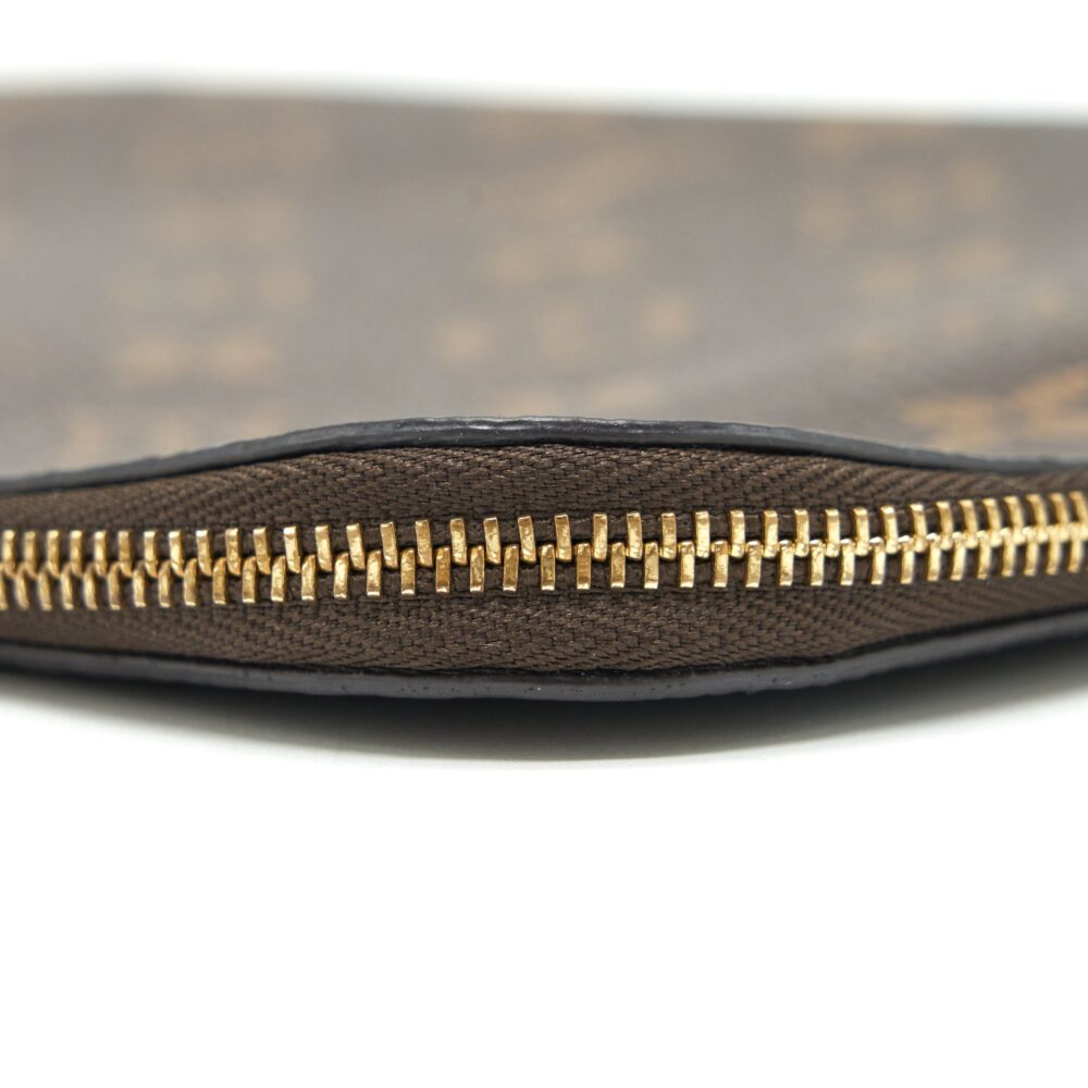 AAA Replica Louis Vuitton LV ETUI VOYAGE PM POUCH MONOGRAM CANVAS GHW