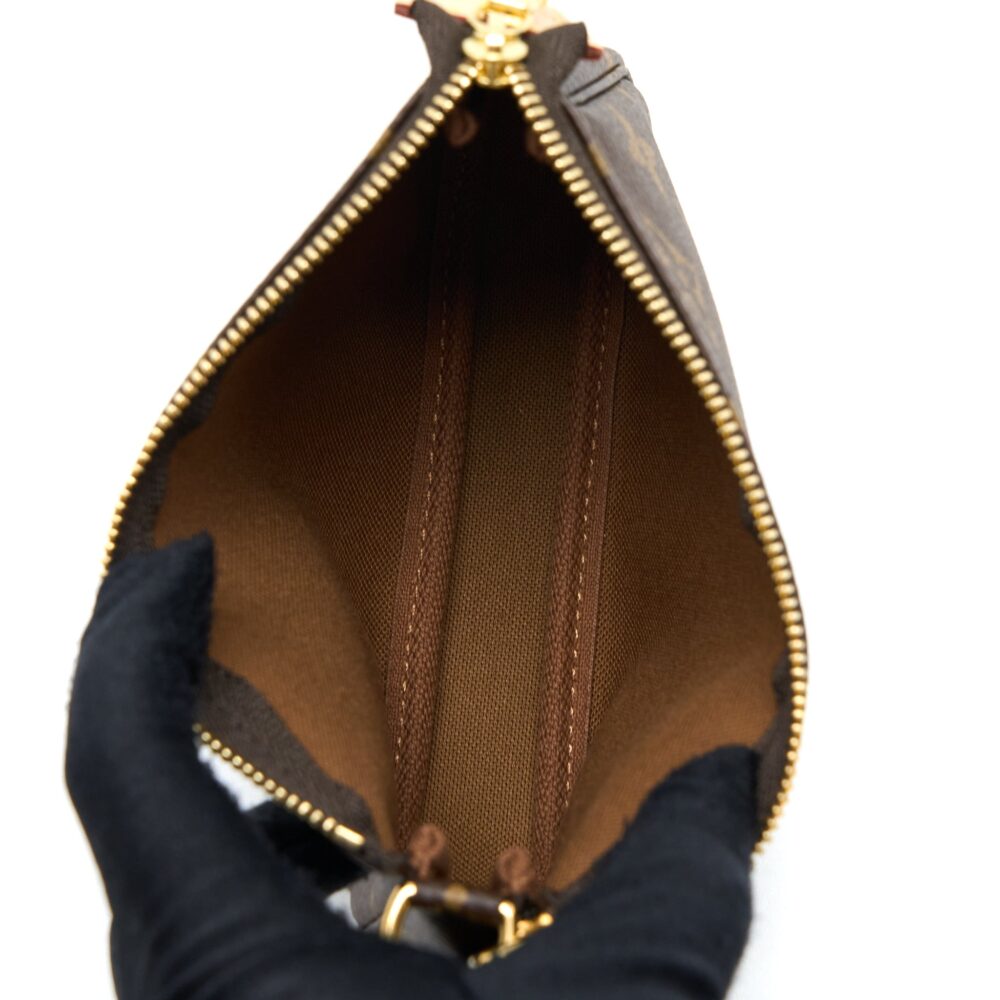 AAA Replica Louis Vuitton LV MINI POCHETTE ACCESSORIES MONOGRAM CANVAS GHW