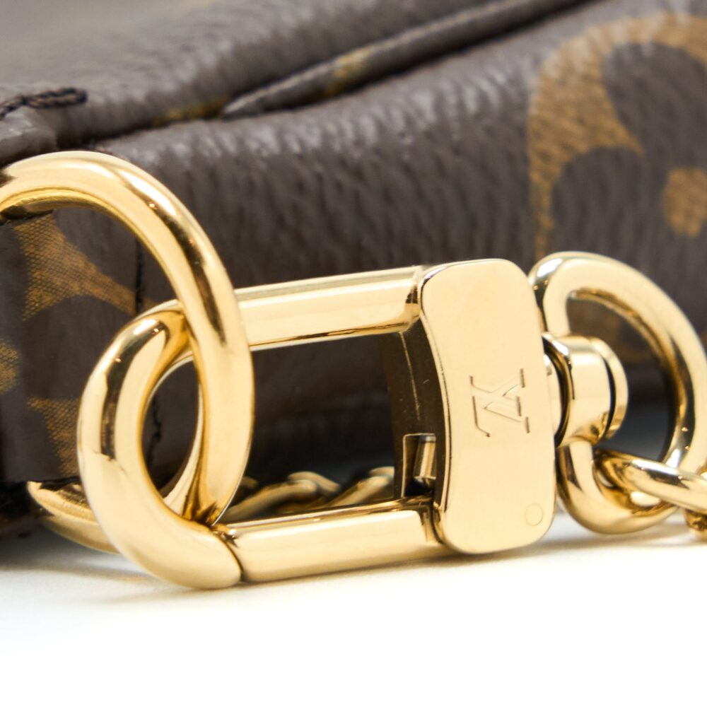 AAA Replica Louis Vuitton LV MINI POCHETTE ACCESSORIES MONOGRAM CANVAS GHW