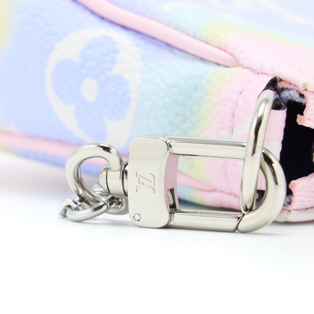 AAA Replica Louis Vuitton LV ESCALE MINI POCHETTE ACCESSORIES MULTICOLOUR SHW