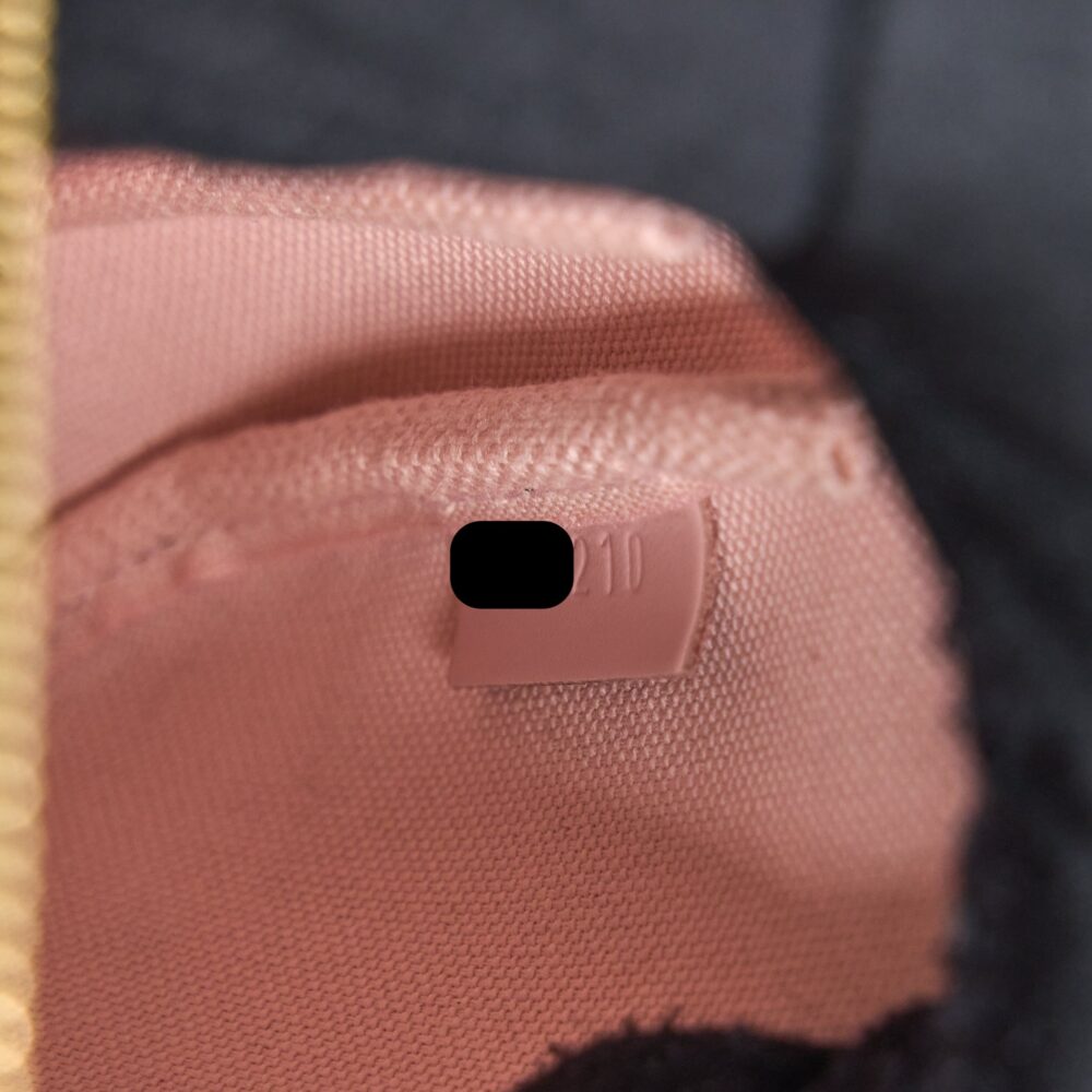 AAA Replica Louis Vuitton LV MINI POCHETTE ACCESSORIES LIMITED VIVIENNE HOLIDAYS DAMIER EBENE CANVAS GHW