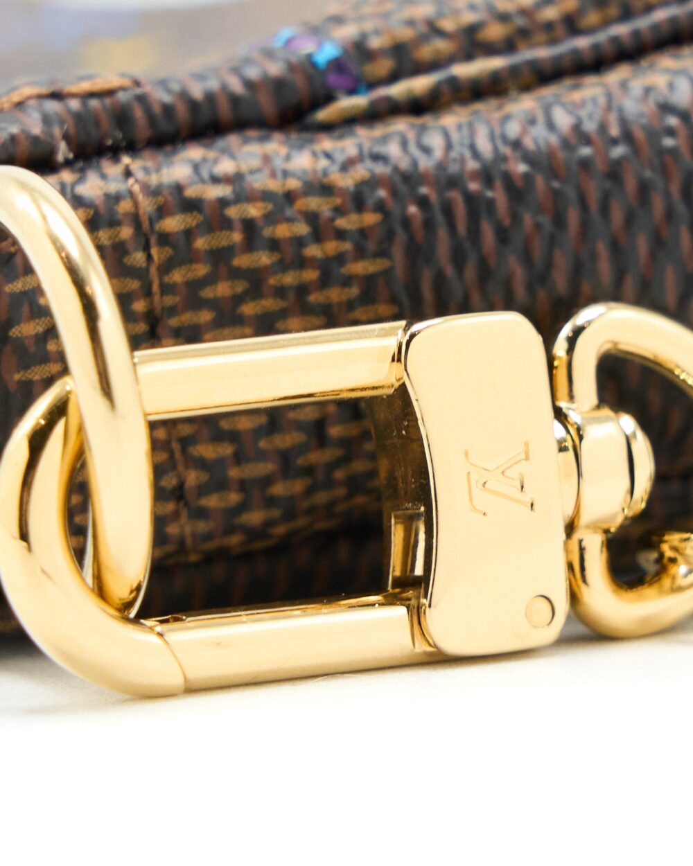 AAA Replica Louis Vuitton LV MINI POCHETTE ACCESSORIES LIMITED VIVIENNE HOLIDAYS DAMIER EBENE CANVAS GHW