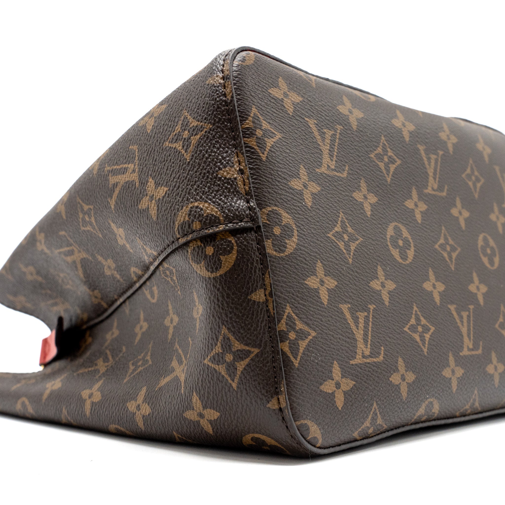 AAA Replica Louis Vuitton LV NEONOE MONOGRAM CANVAS / RED GHW