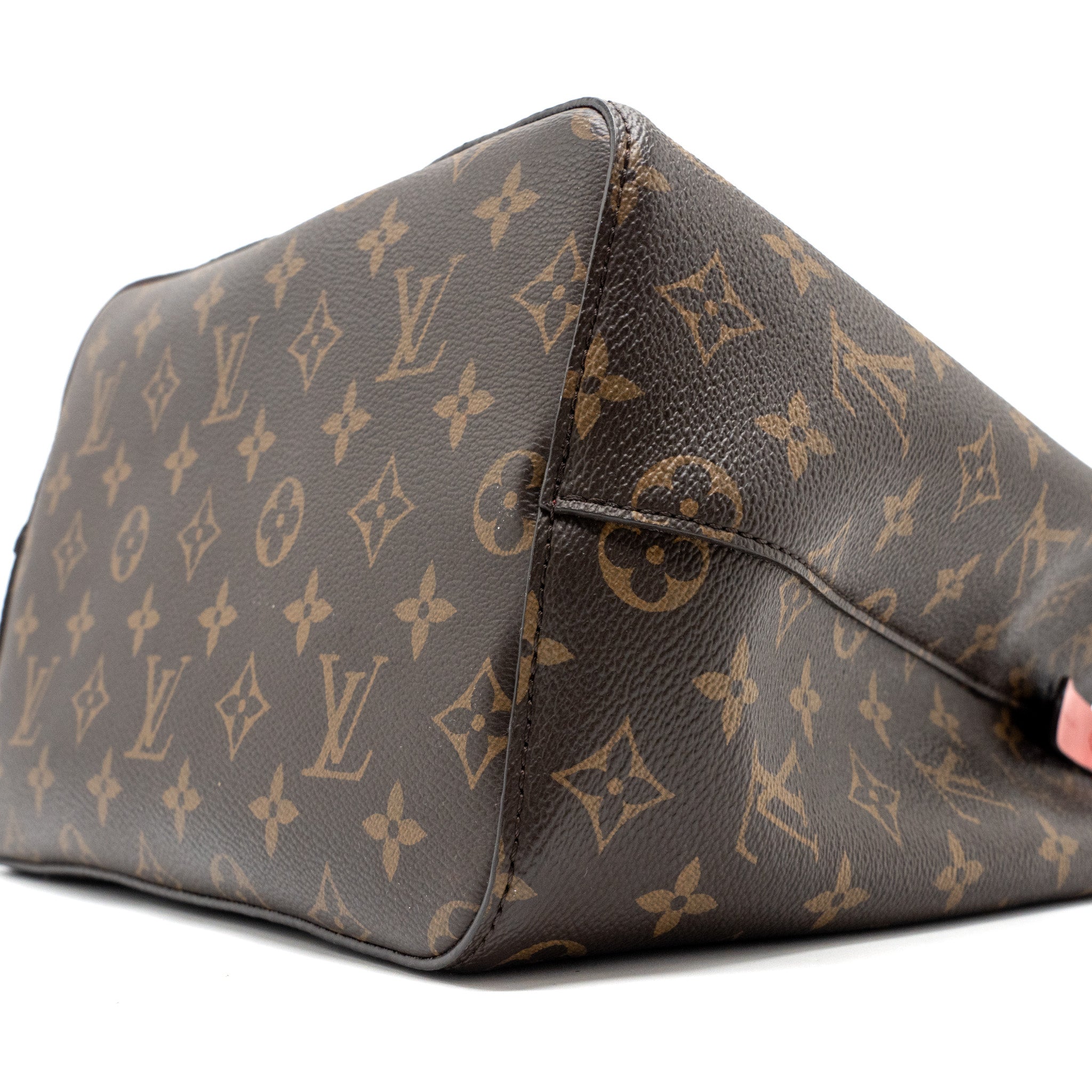 AAA Replica Louis Vuitton LV NEONOE MONOGRAM CANVAS / RED GHW