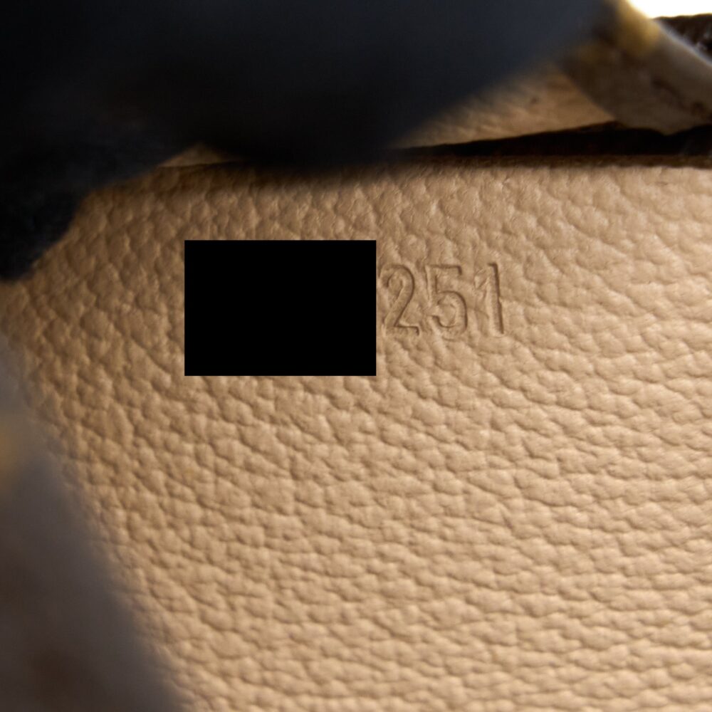 AAA Replica Louis Vuitton LV POCHE TOILETTE MONOGRAM CANVAS GHW