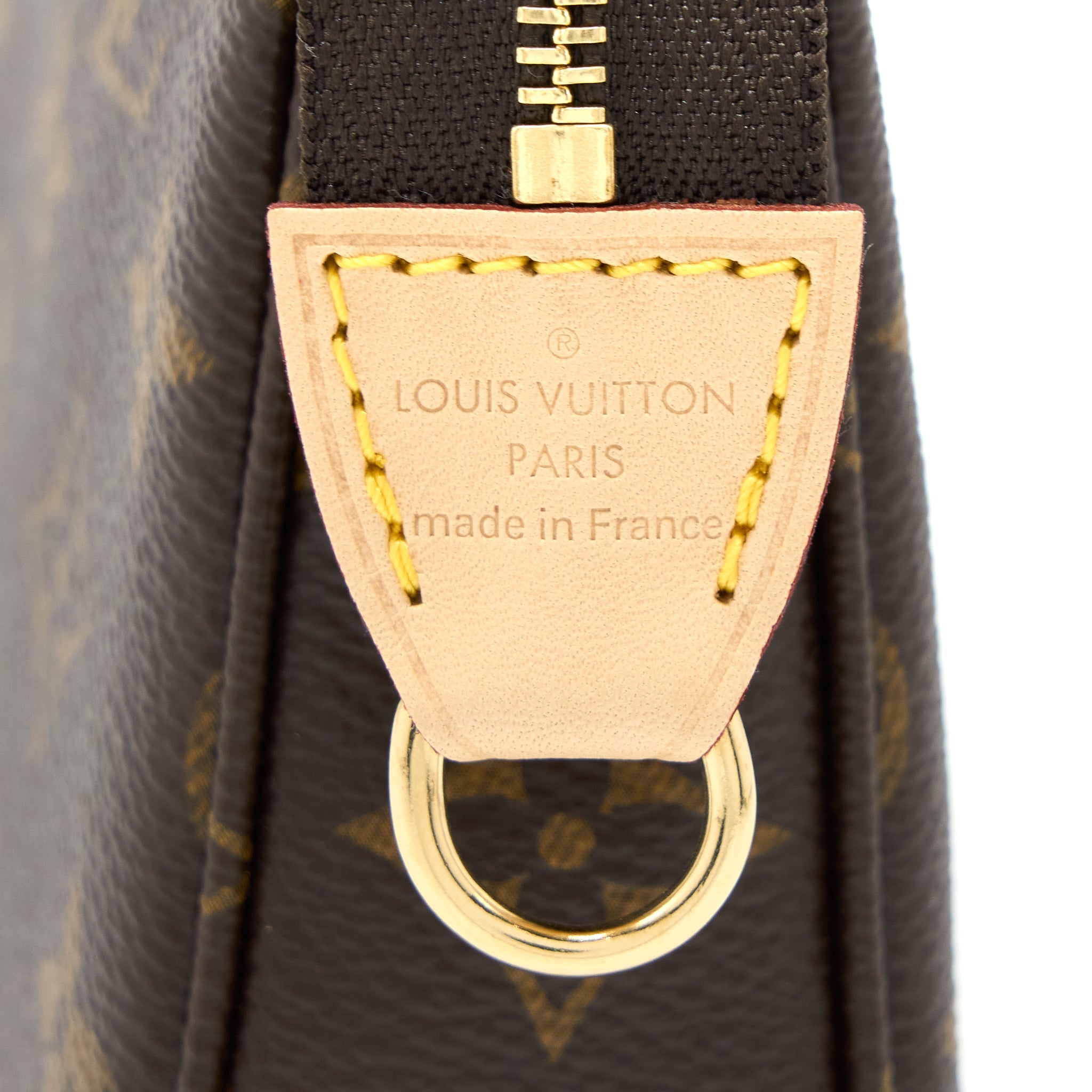 AAA Replica Louis Vuitton LV POCHETTE ACCESSORIES MONOGRAM CANVAS GHW (NEW VERSION)