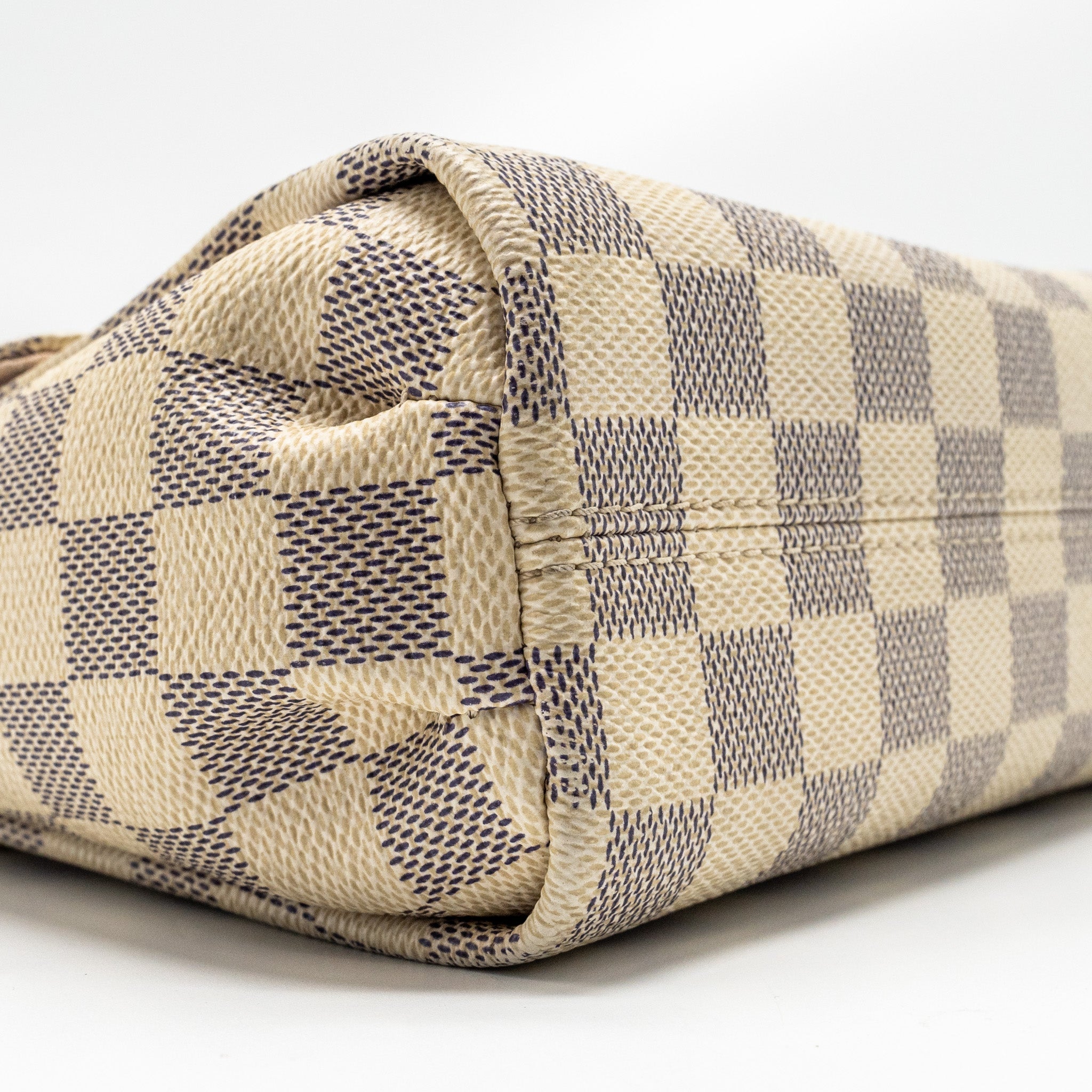 AAA Replica Louis Vuitton LV CROISETTE DAMIER AZUR CANVAS WHITE GHW