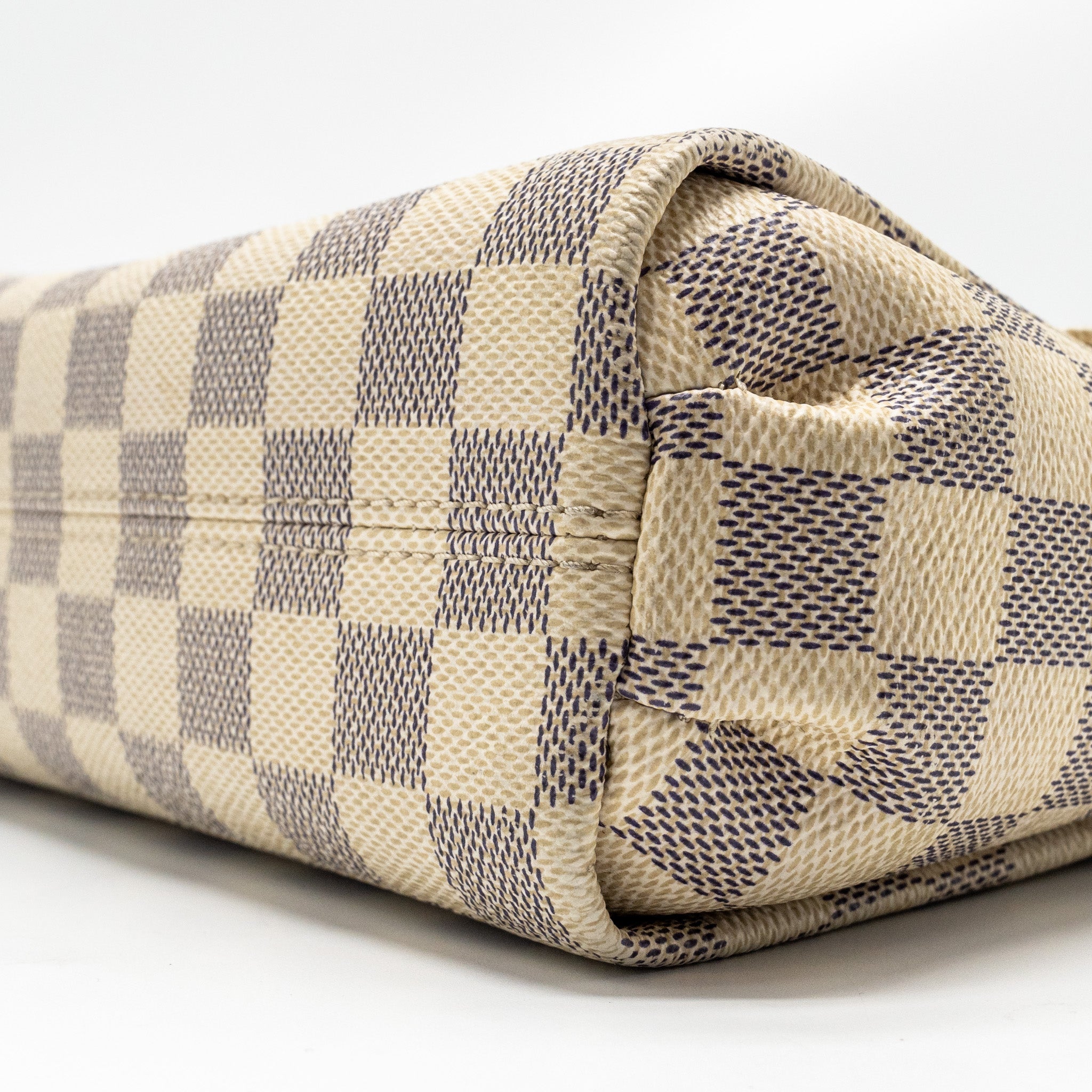 AAA Replica Louis Vuitton LV CROISETTE DAMIER AZUR CANVAS WHITE GHW