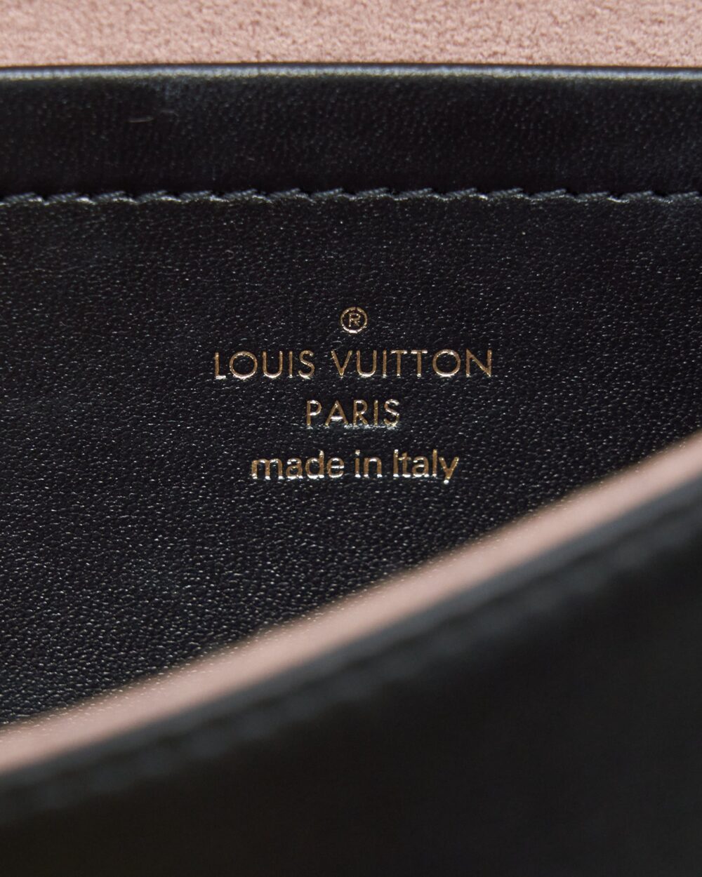 AAA Replica Louis Vuitton LV POCHETTE COUSSIN LAMBSKIN BLACK GHW