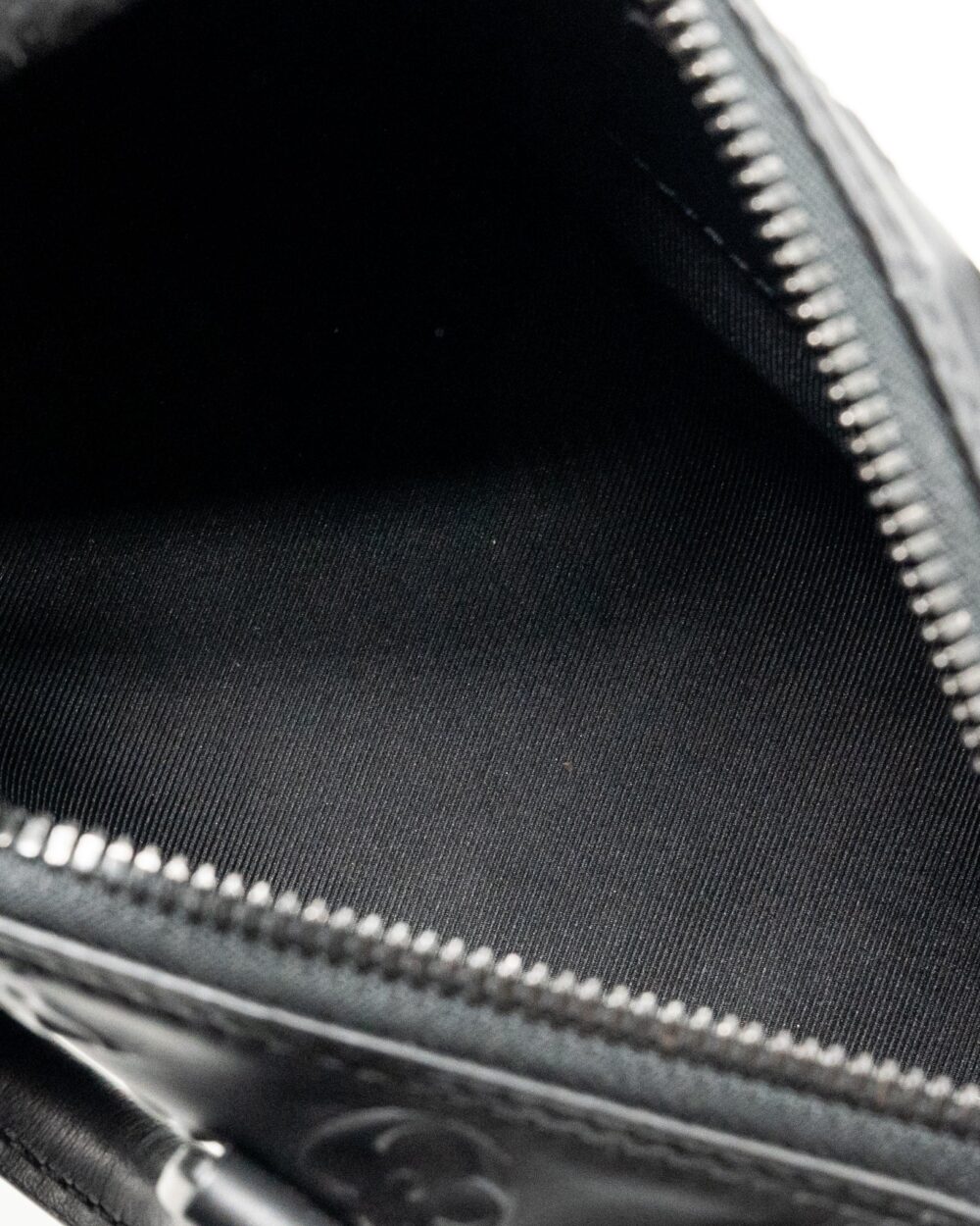 AAA Replica Louis Vuitton LV KEEPALL XS MONOGRAM SEAL COWHIDE LEATHER SO BLACK