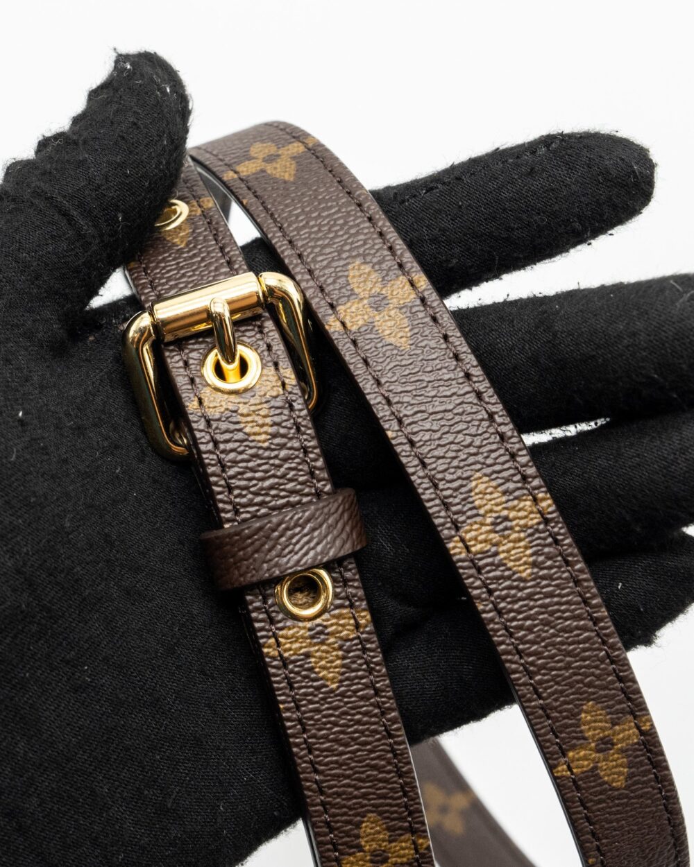 AAA Replica Louis Vuitton LV POCHETTE MÉTIS MONOGRAM CANVAS GHW