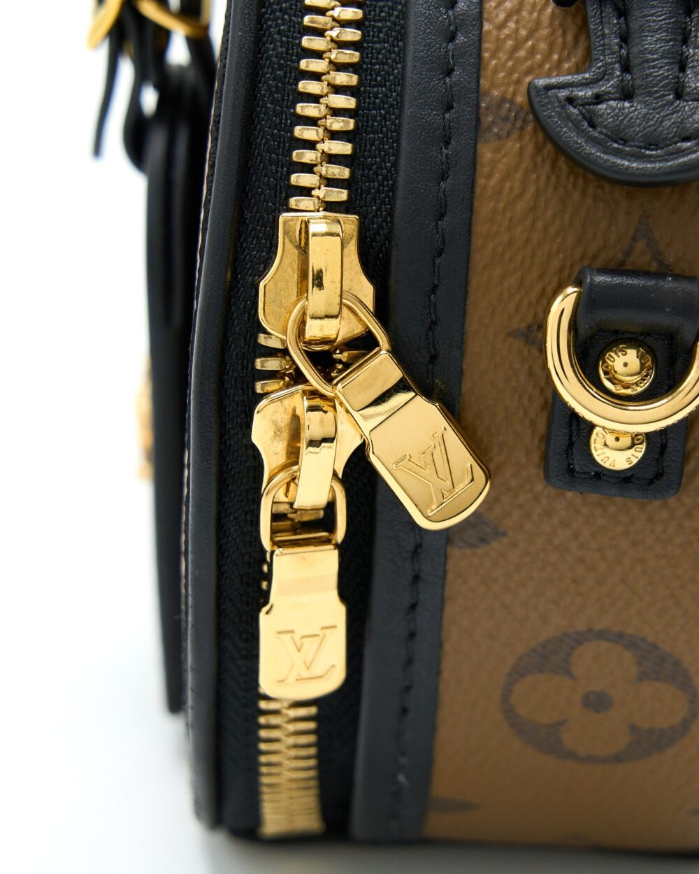 AAA Replica Louis Vuitton LV MINI BOITE CHAPEAU MONOGRAM REVERSE CANVAS GHW