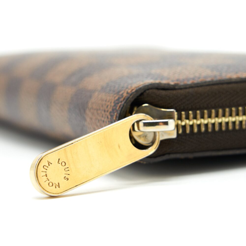 AAA Replica Louis Vuitton LV ZIPPY WALLET IN DAMIER EBENE