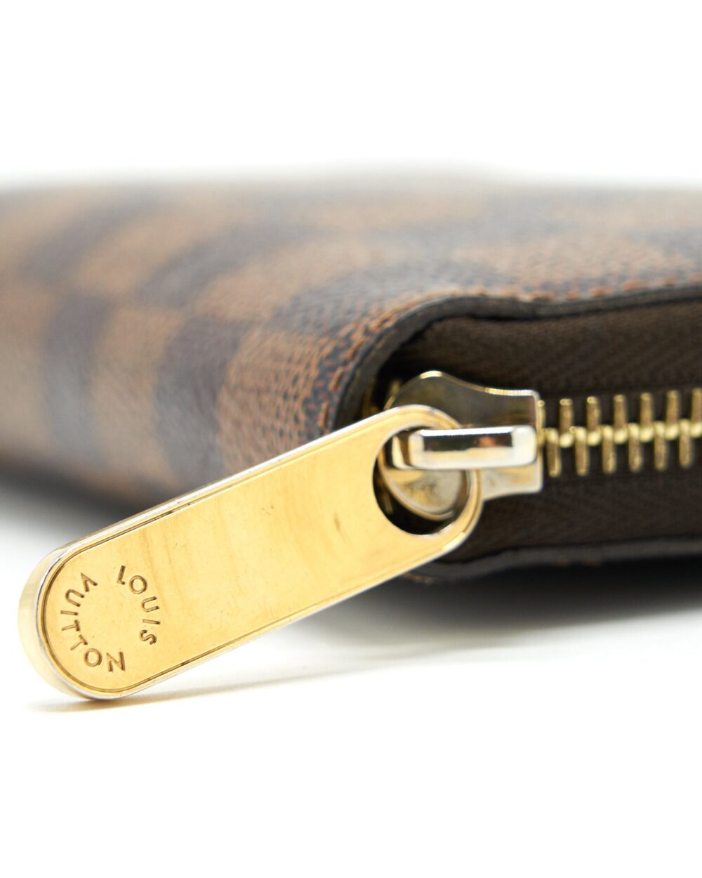 AAA Replica Louis Vuitton LV ZIPPY WALLET IN DAMIER EBENE