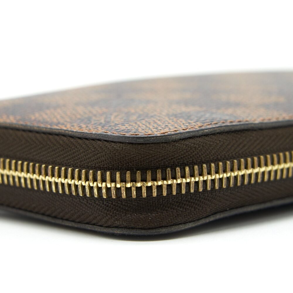 AAA Replica Louis Vuitton LV ZIPPY WALLET IN DAMIER EBENE