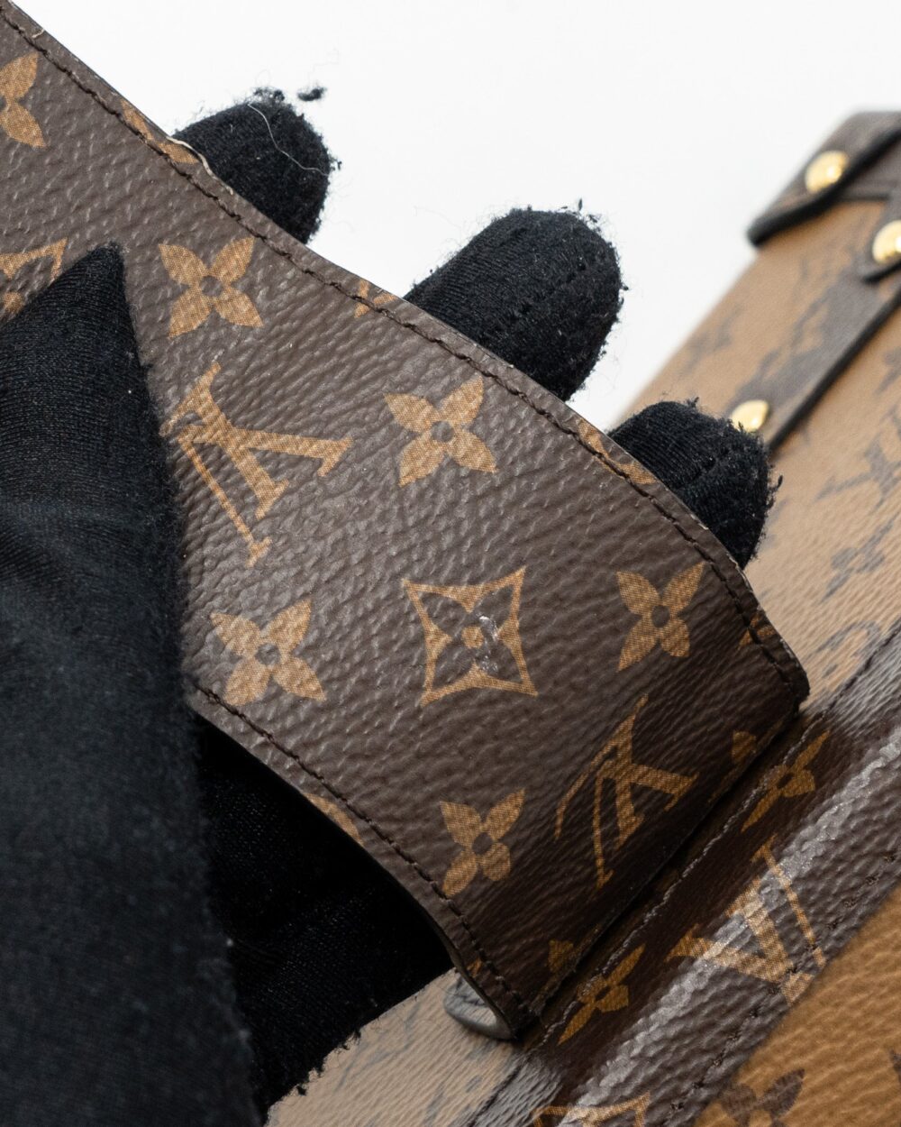 AAA Replica Louis Vuitton LV PETITE MALLE MONOGRAM REVERSE CANVAS GHW