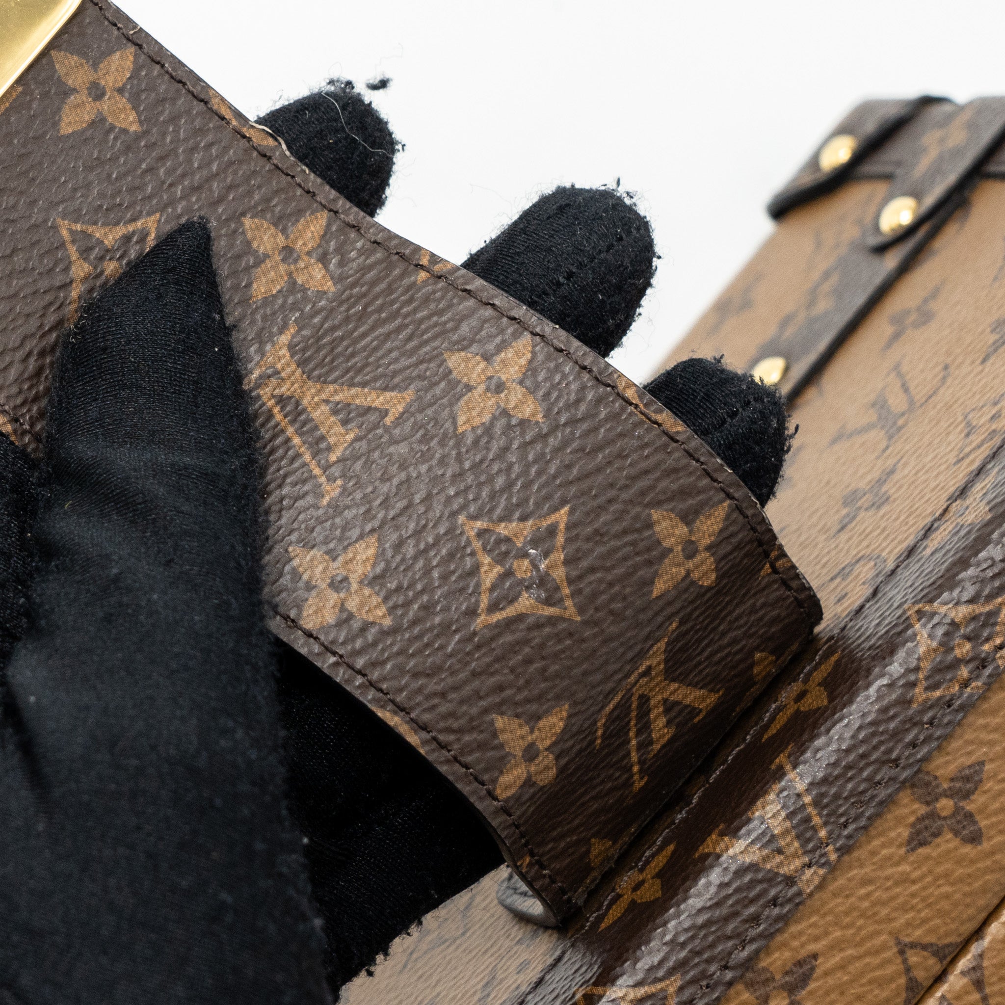 AAA Replica Louis Vuitton LV PETITE MALLE MONOGRAM REVERSE CANVAS GHW