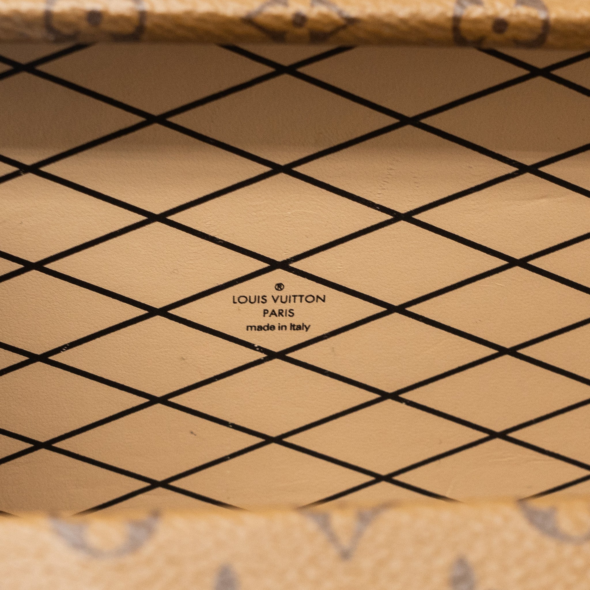 AAA Replica Louis Vuitton LV PETITE MALLE MONOGRAM REVERSE CANVAS GHW