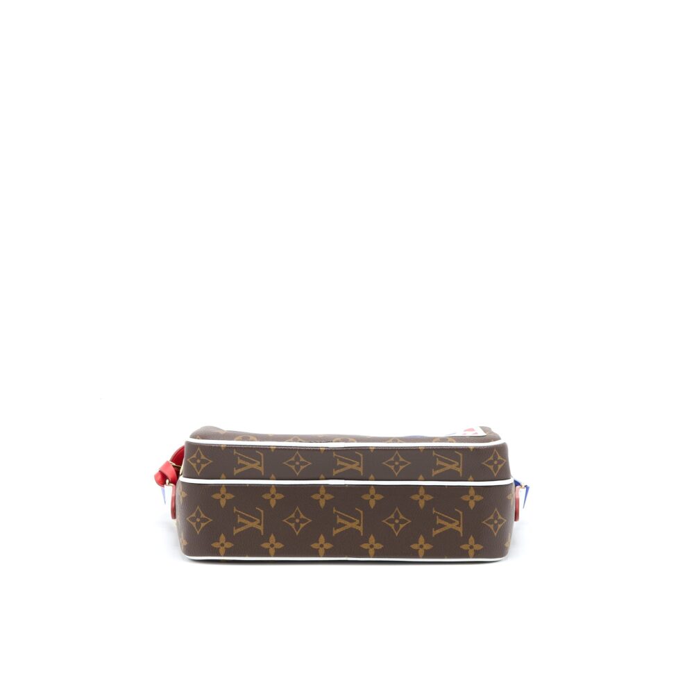 AAA Replica Louis Vuitton LV X NBA NIL MESSENGER MONOGRAM CANVAS GHW