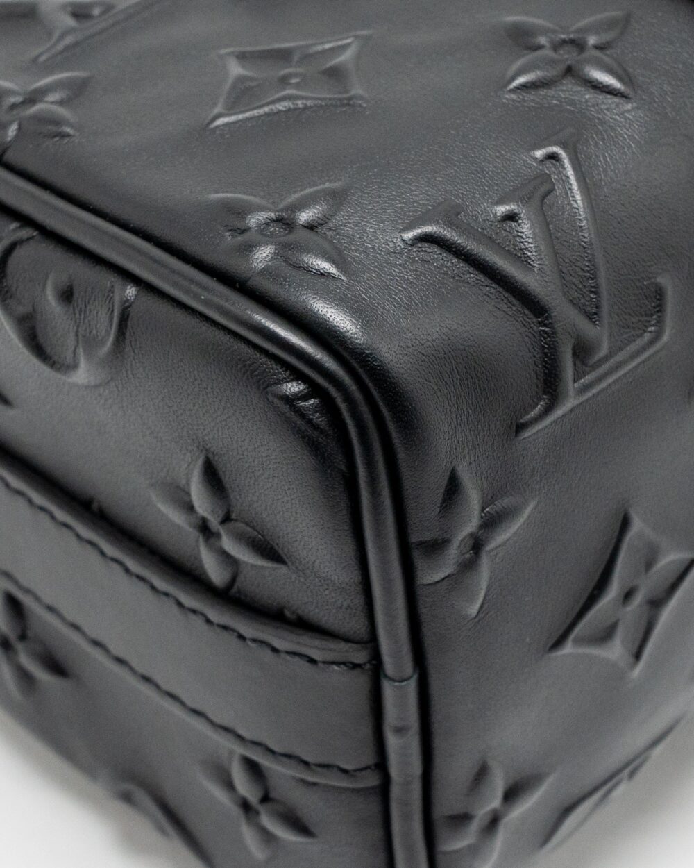 AAA Replica Louis Vuitton LV KEEPALL XS MONOGRAM SEAL COWHIDE LEATHER SO BLACK