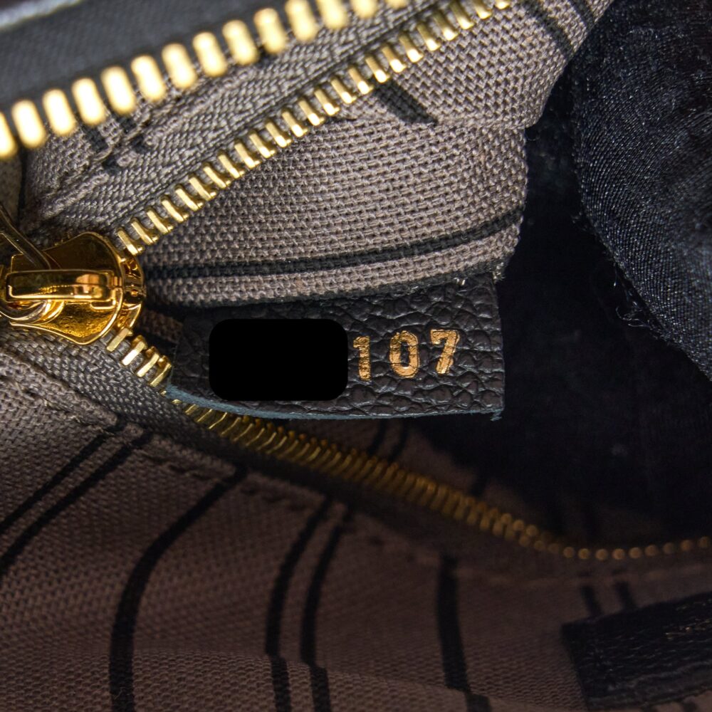 AAA Replica Louis Vuitton LV SPEEDY 25 BANDOULIERE MONOGRAM EMPREINTE BLACK GHW
