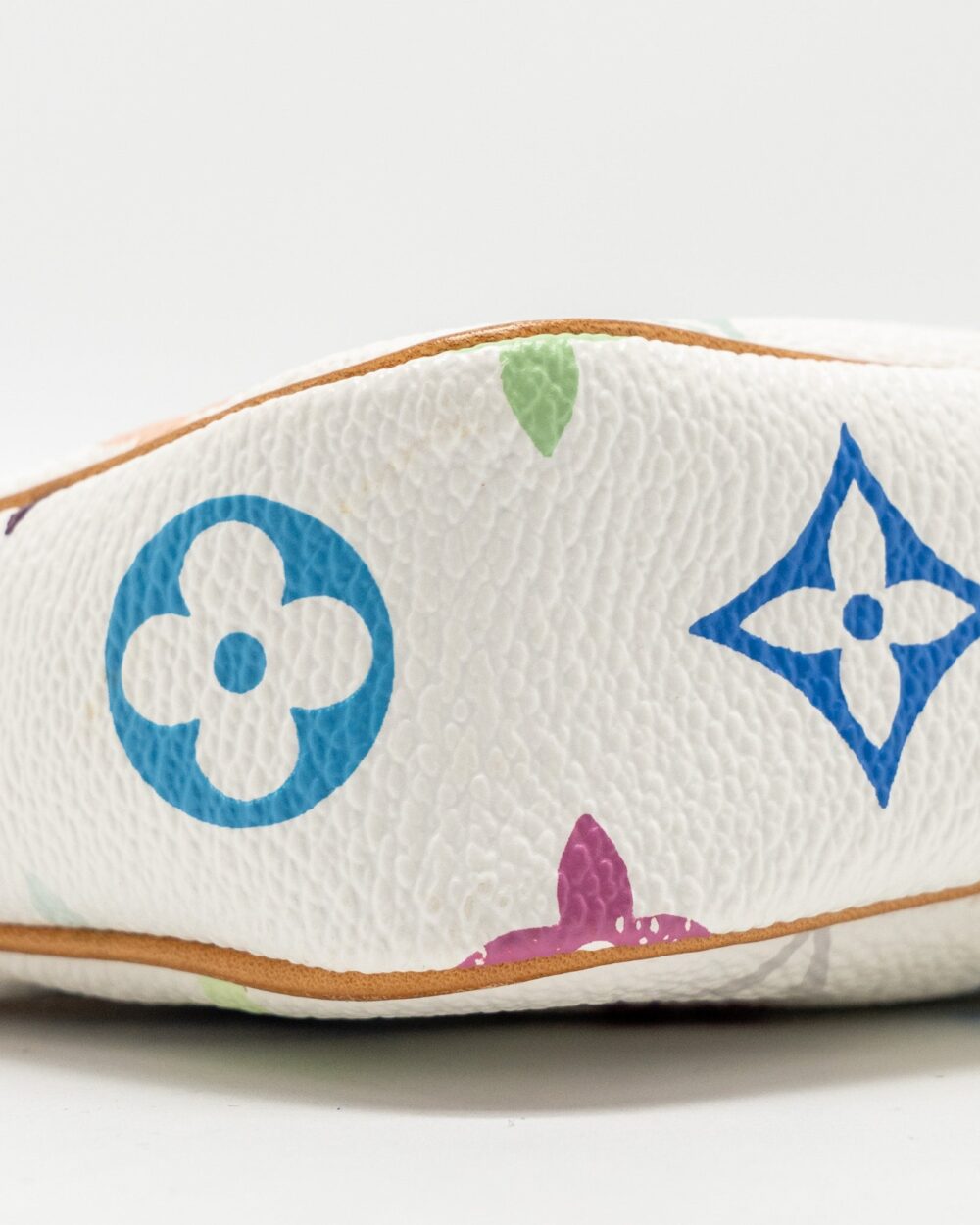 AAA Replica Louis Vuitton LV TAKASHI MURAKAMI POCHETTE ACCESSORIES MONOGRAM WHITE/MULTICOLOUR GHW
