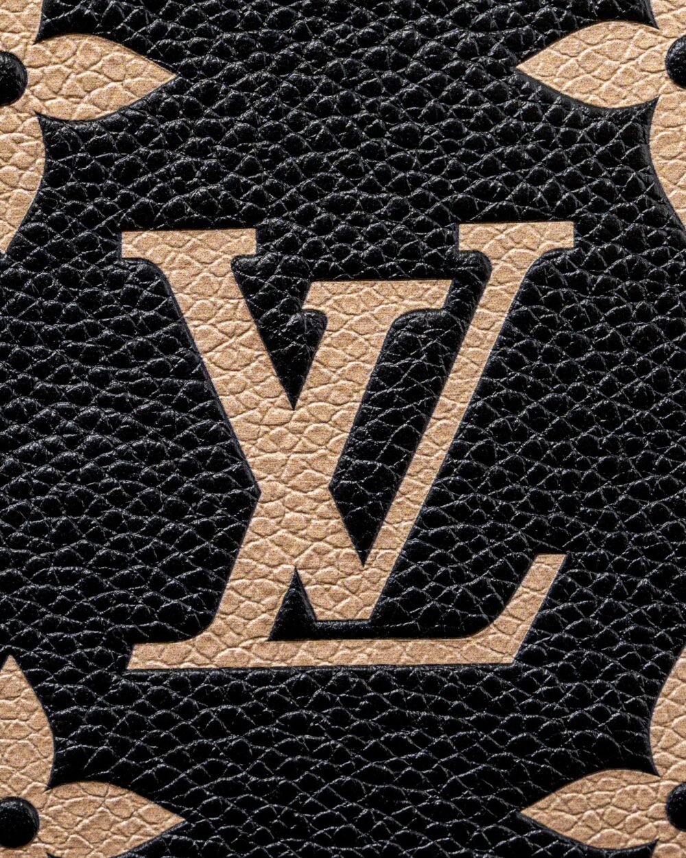 AAA Replica Louis Vuitton LV MINI POCHETTE ACCESSORIES MONOGRAM EMPREINTE BLACK/ BEIGE GHW