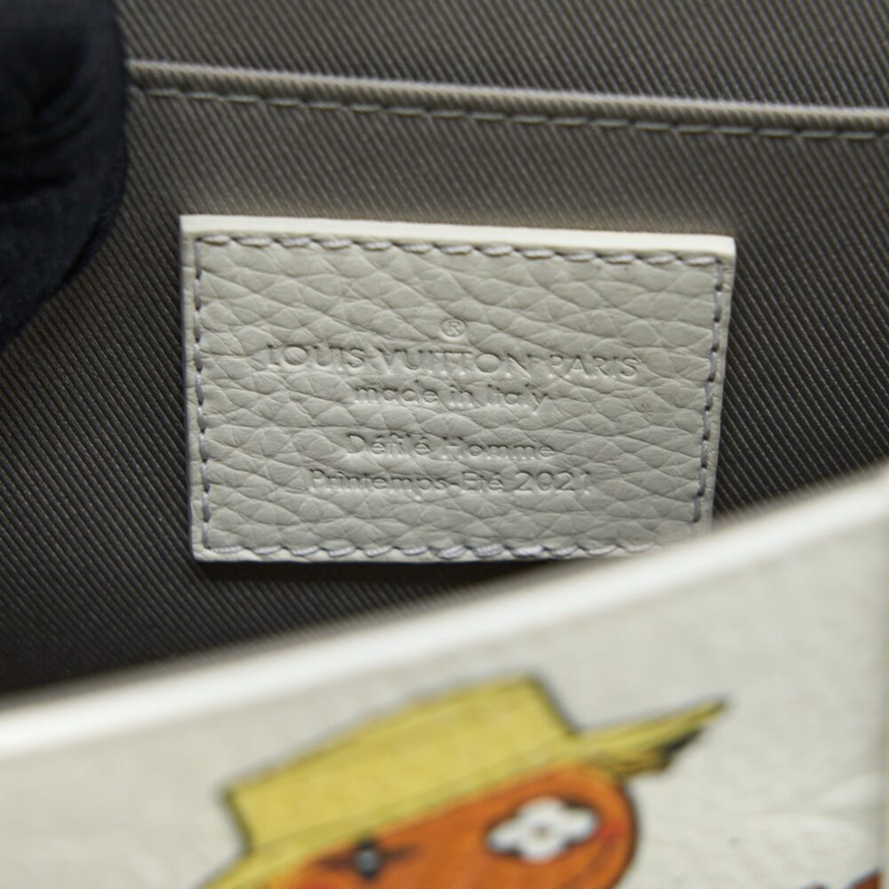 AAA Replica Louis Vuitton LV SCARECROW PRINTED FLAP BAG CALFSKIN WHITE WITH WHITE HARDWARE