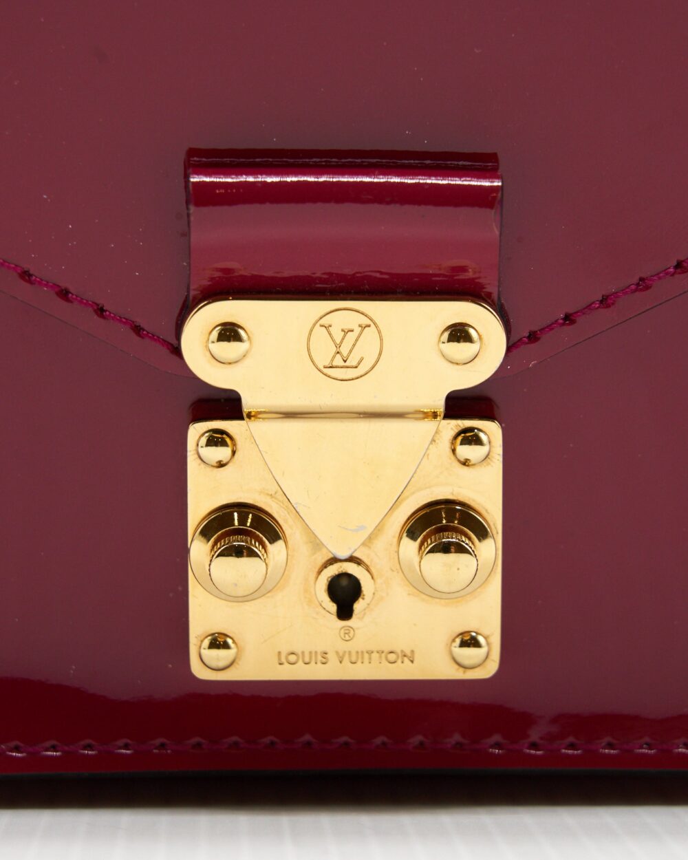 AAA Replica Louis Vuitton LV MESSENGER BAG CROSSBODY PATENT RASPBERRY RED GHW
